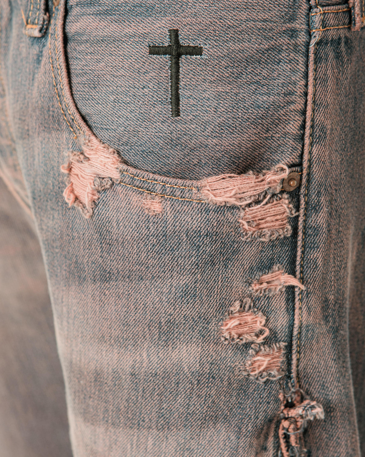 “SUNSHINE” DISTRESSED FADED JORTS