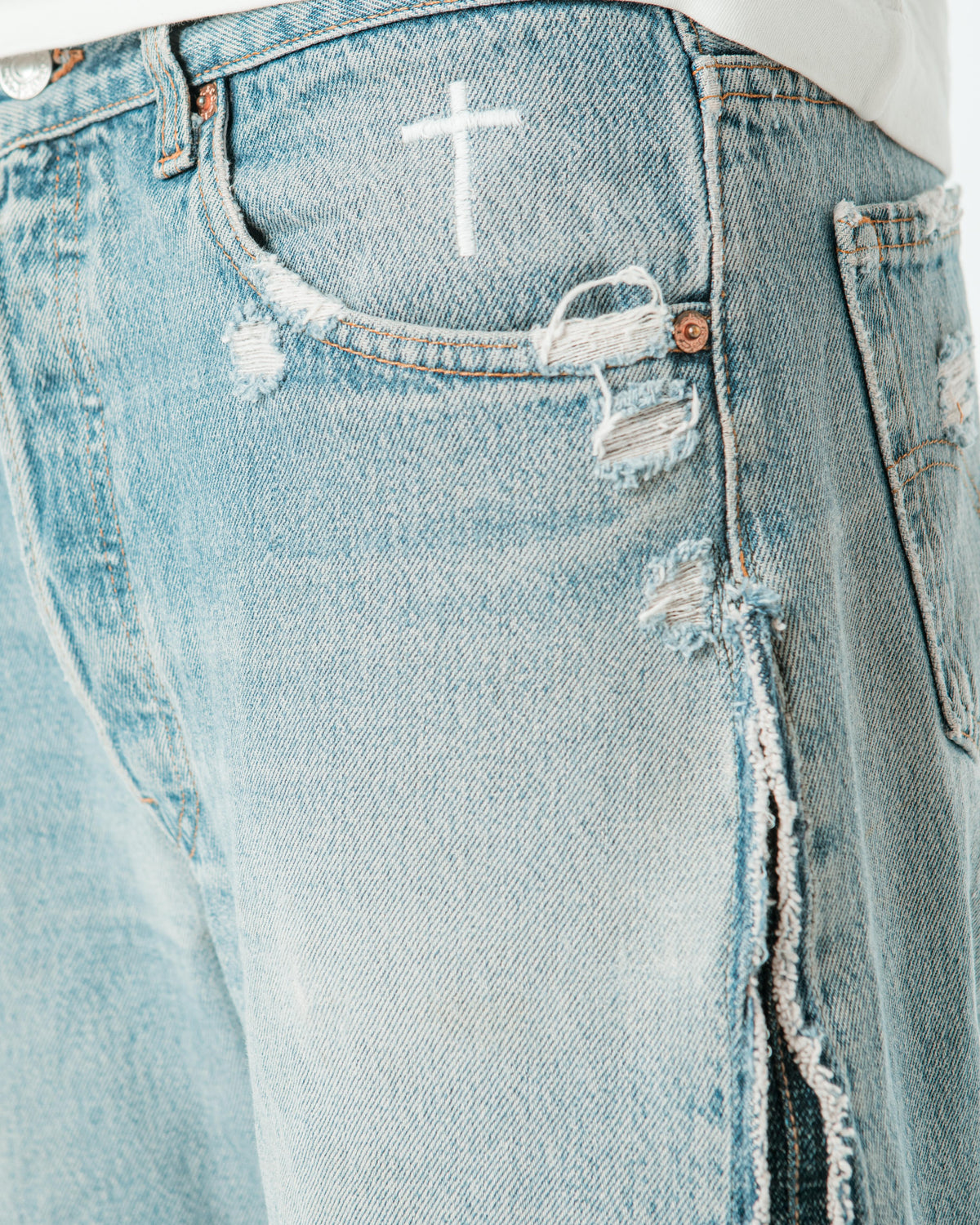 “LIGHT BLUE” WASHED JORTS