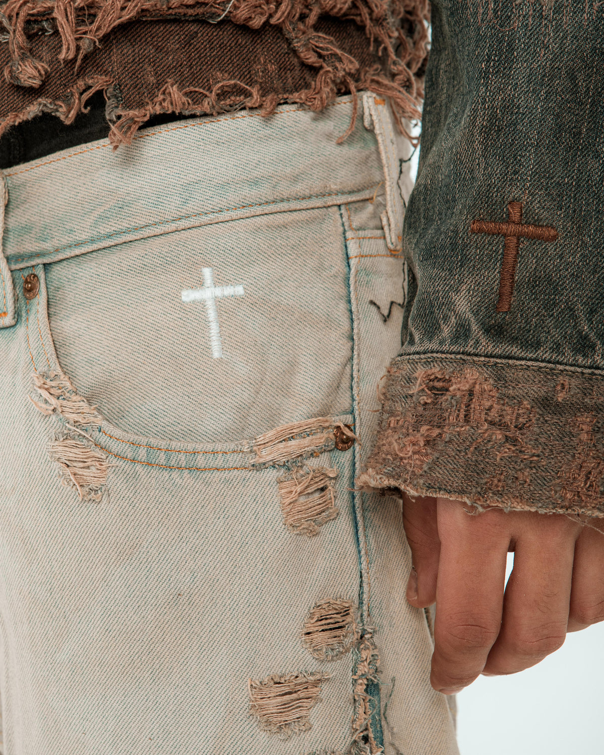 “BEIGE VINTAGE WASH” DISTRESSED JORTS”