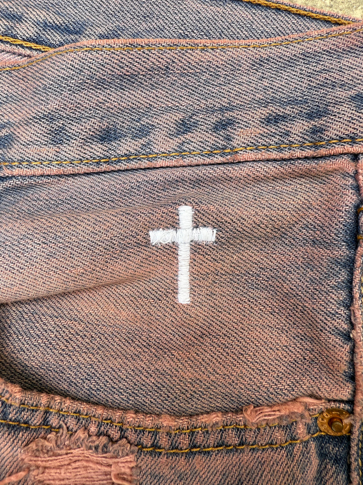 "LIGHT PINK WASHED" DISTRESSED JORTS